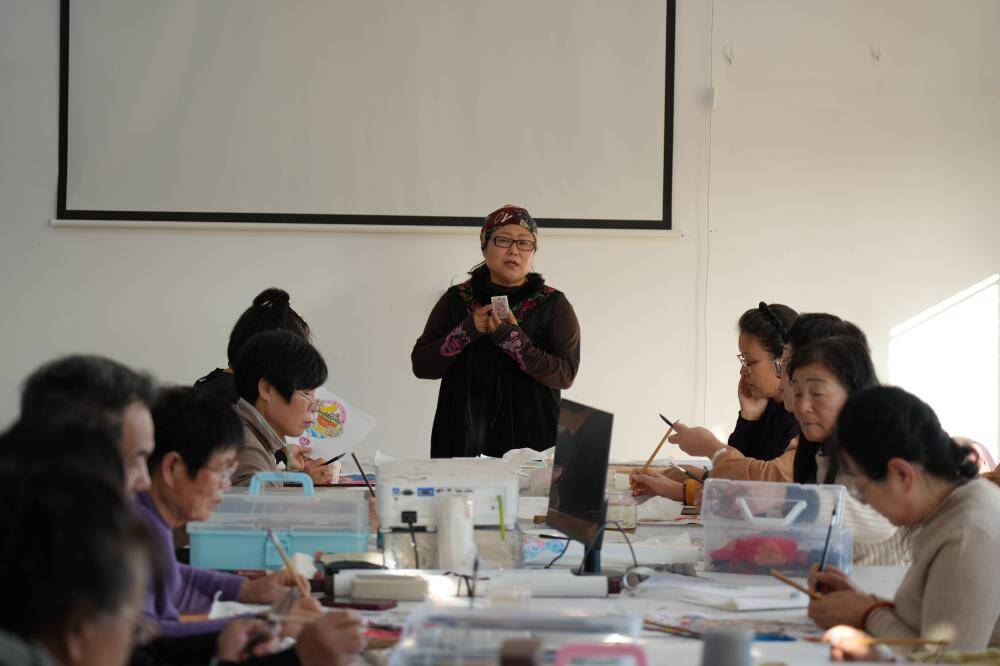 贴赋新声 乳山非遗年画活起来麻将胡了模拟